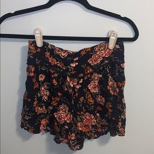 Floral printed, fabric shorts